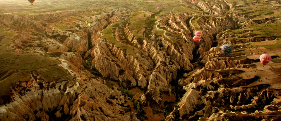 A hiking trail through the valleys and fairy chimneys of Cappadocia