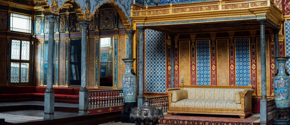 Ottoman palace architecture in Istanbul, legacy of the sultans